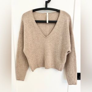 Aritzia The Group by Babaton Genre Cashmere Sweater